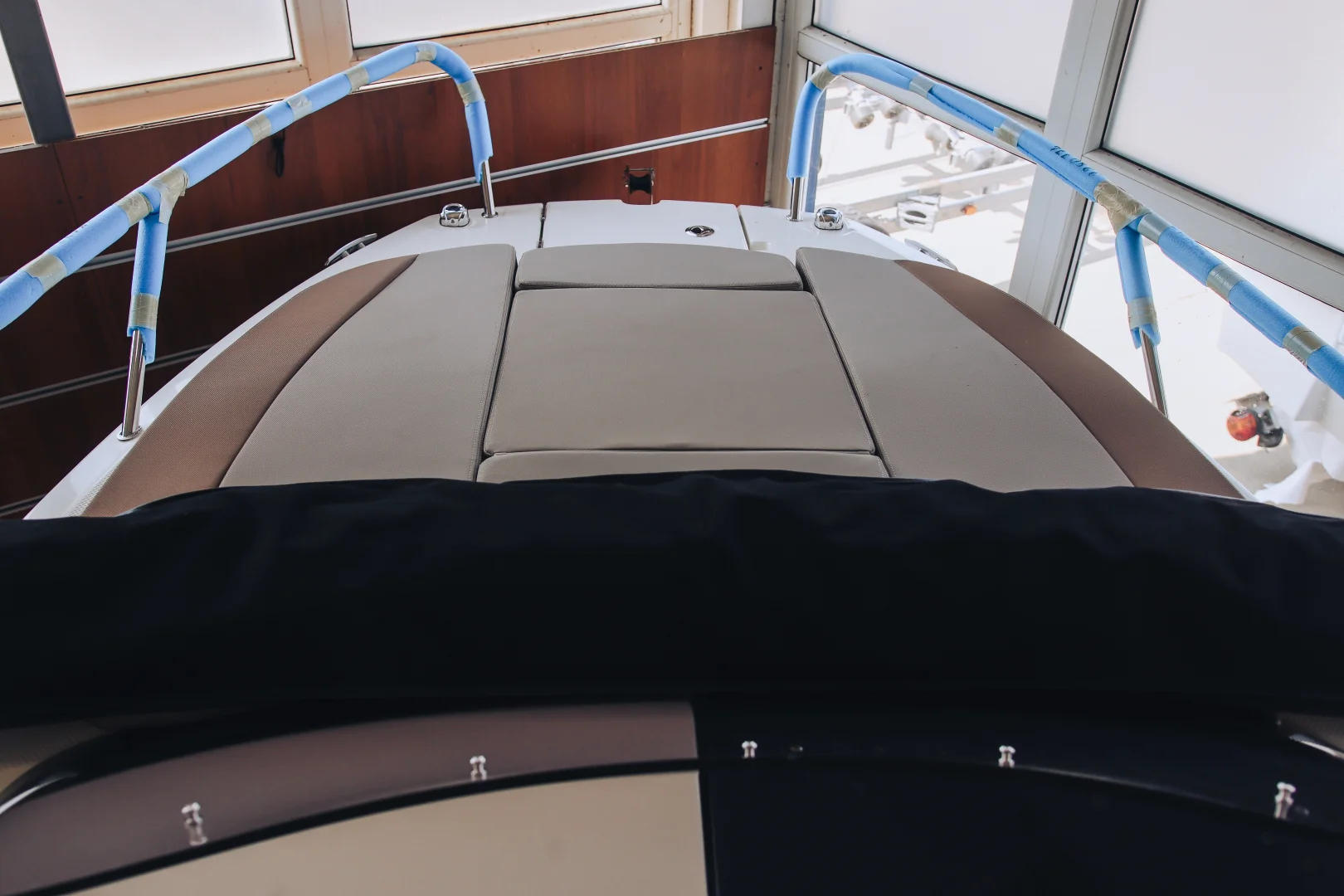 Лодка Quicksilver 555 Cabin - снимка 3